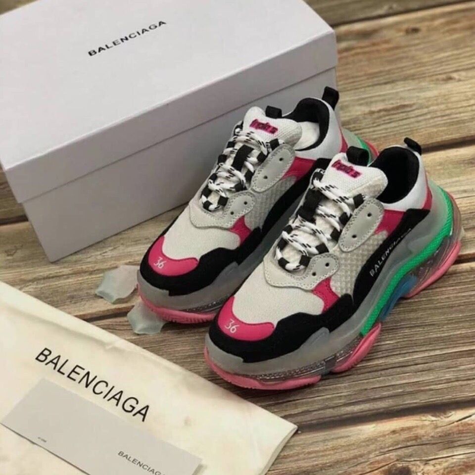  Balenciaga Triple S