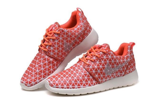 Nike Roshe Run Metric QS красные (35-39)