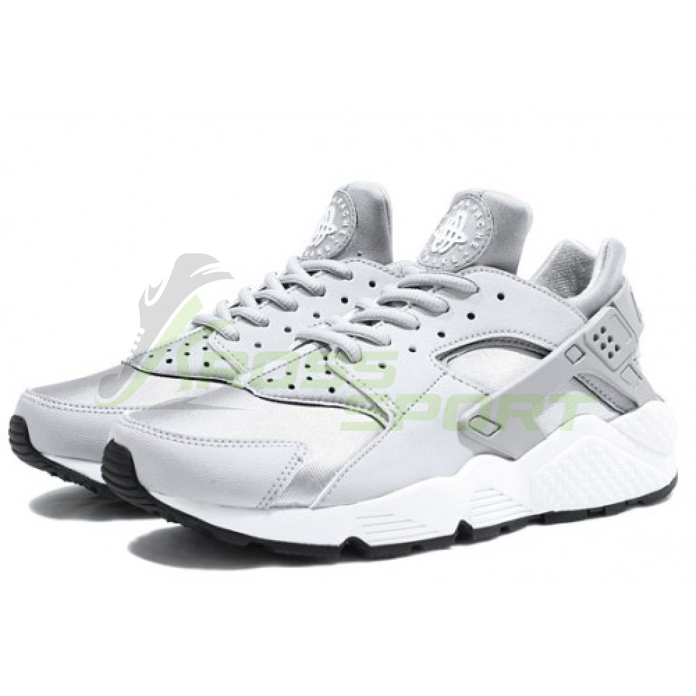  Nike Air Huarache Wolf Grey
