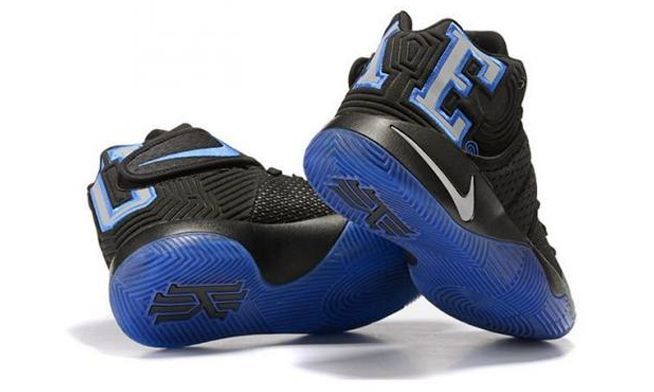  Nike Kyrie