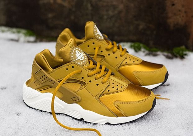  Nike Air Huarache