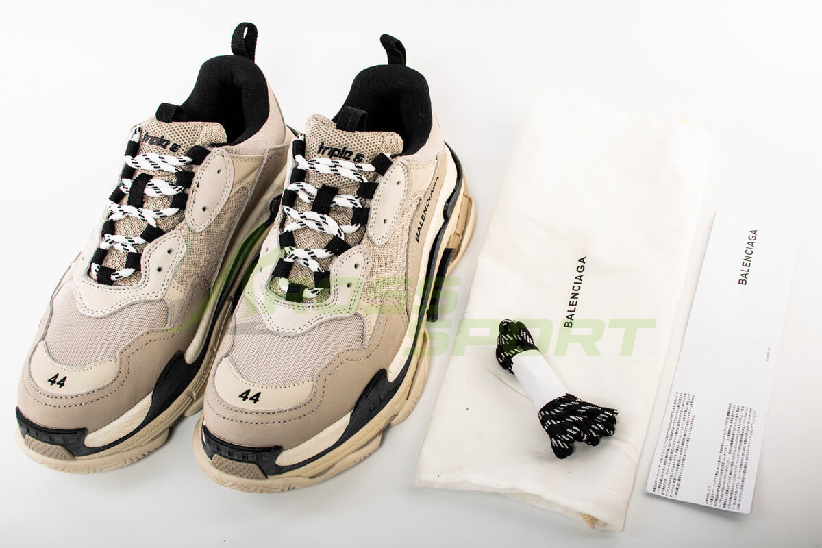  Balenciaga Triple S Vanilla