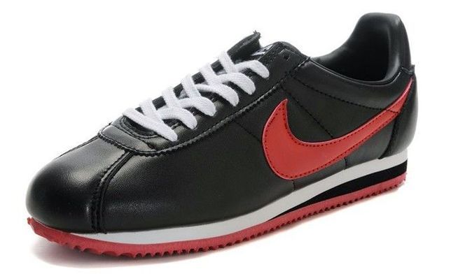  Nike Cortez