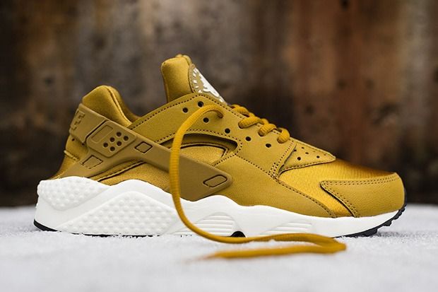  Nike Air Huarache