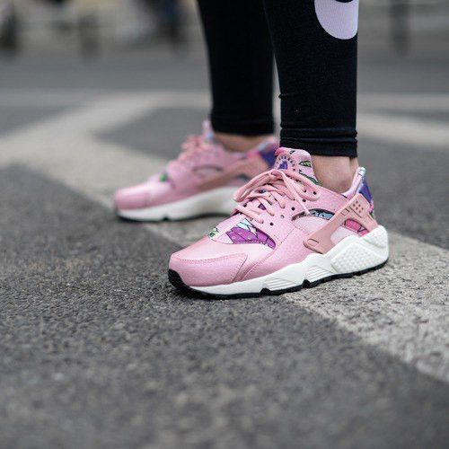  Nike Air Huarache